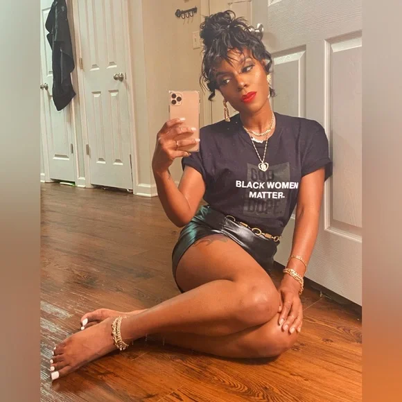 Graphic Tee ✨ - Picture 3 of 6